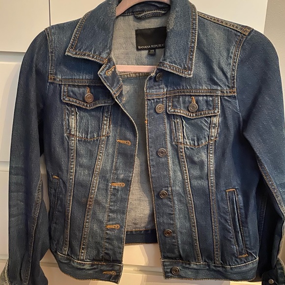 Banana Republic denim jacket - Picture 1 of 3